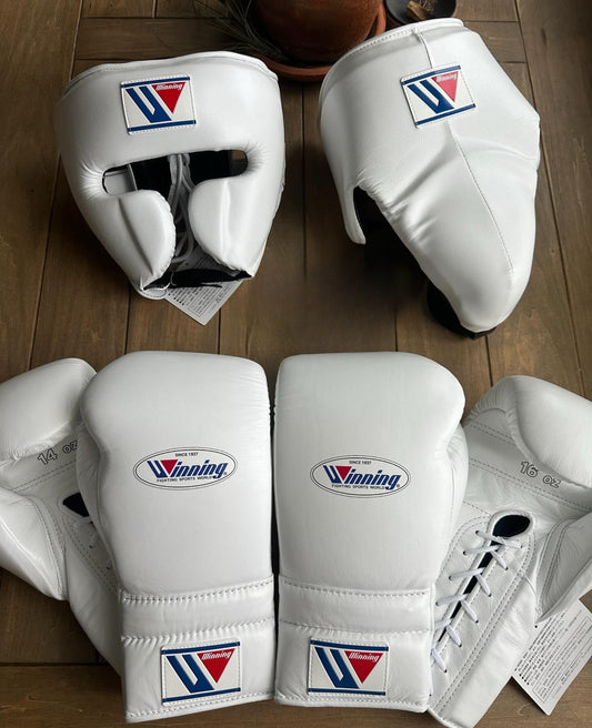 Affordable Winning Boxing Gloves set White Leathe Lac-up