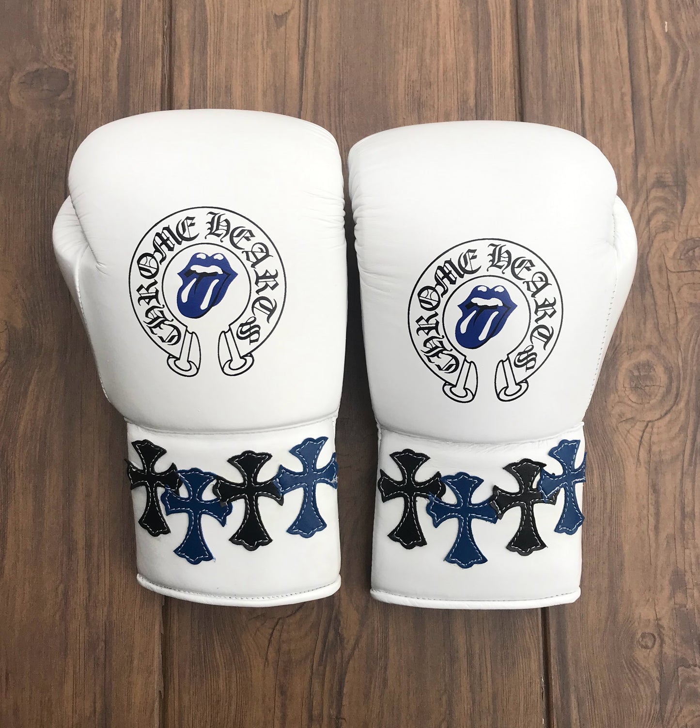 Winning boxing gloves, Winning cross Lace up Boxing Glove, winning cross boxing glove - White Cross