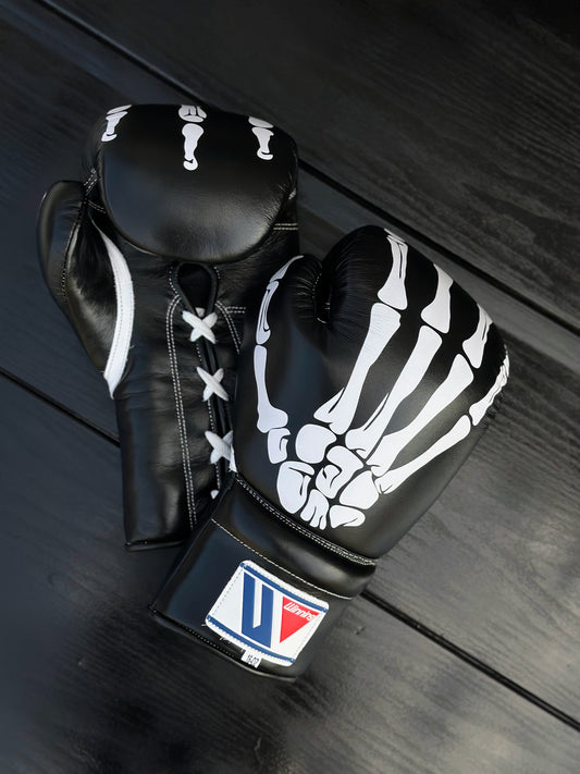 Winning boxing gloves, Winning Lace up Boxing Glove, winning boxing glove - Black Skull