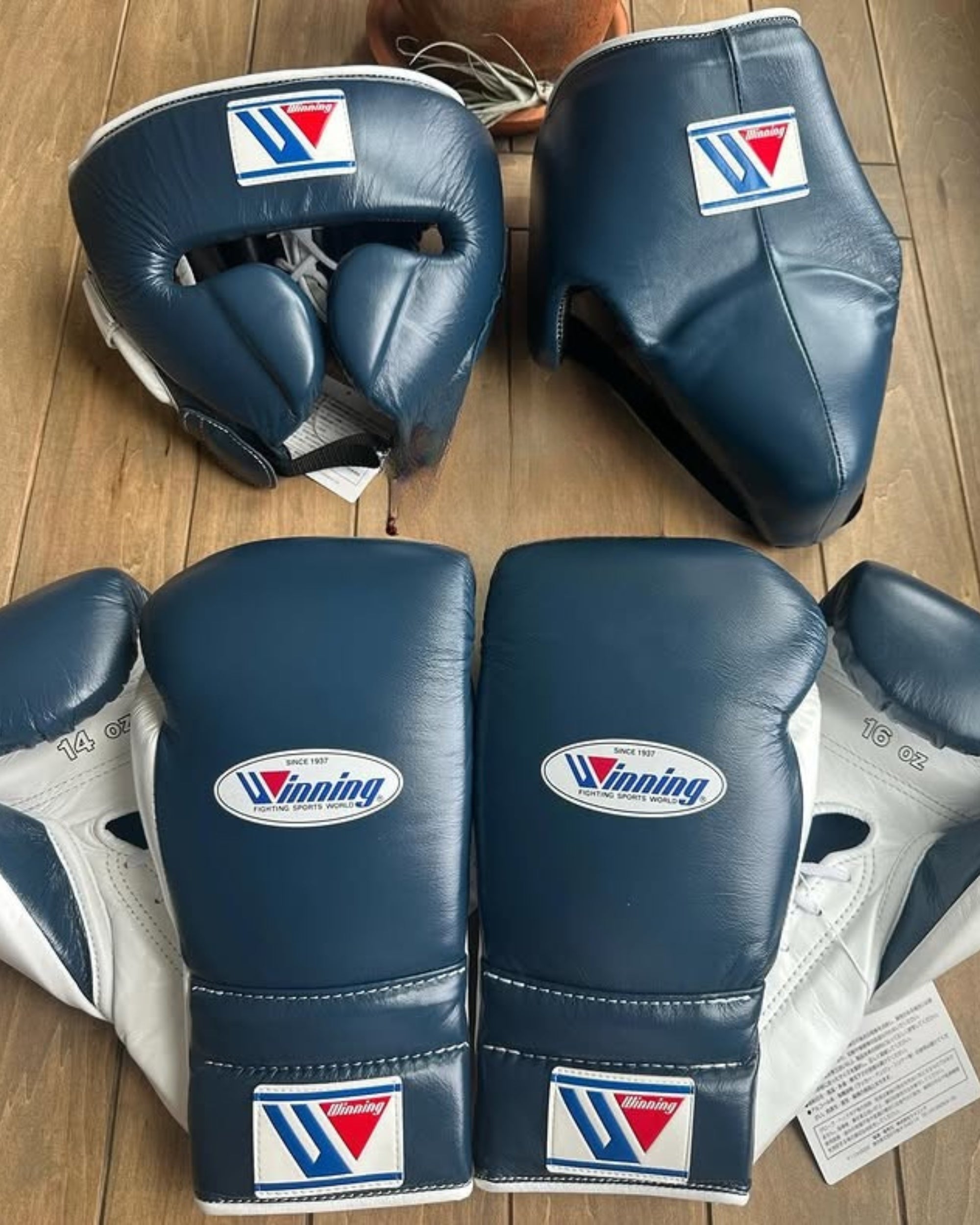 Custom Winning Boxing set White Blue Leather