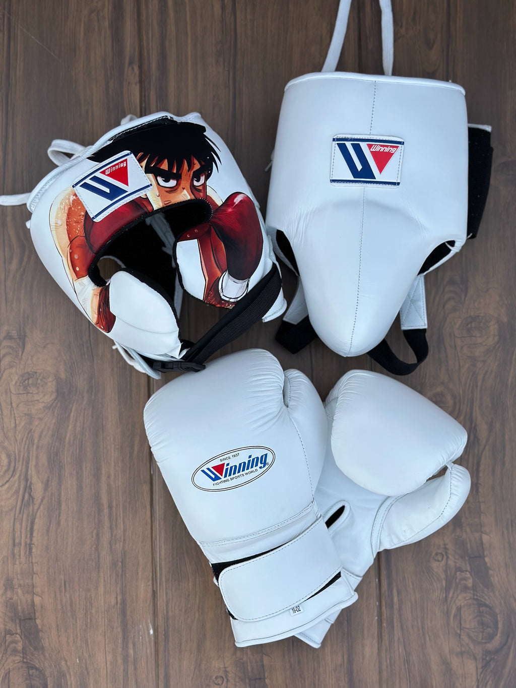 Hajime no Ippo inspired Winning Boxing Gloves set White velcro