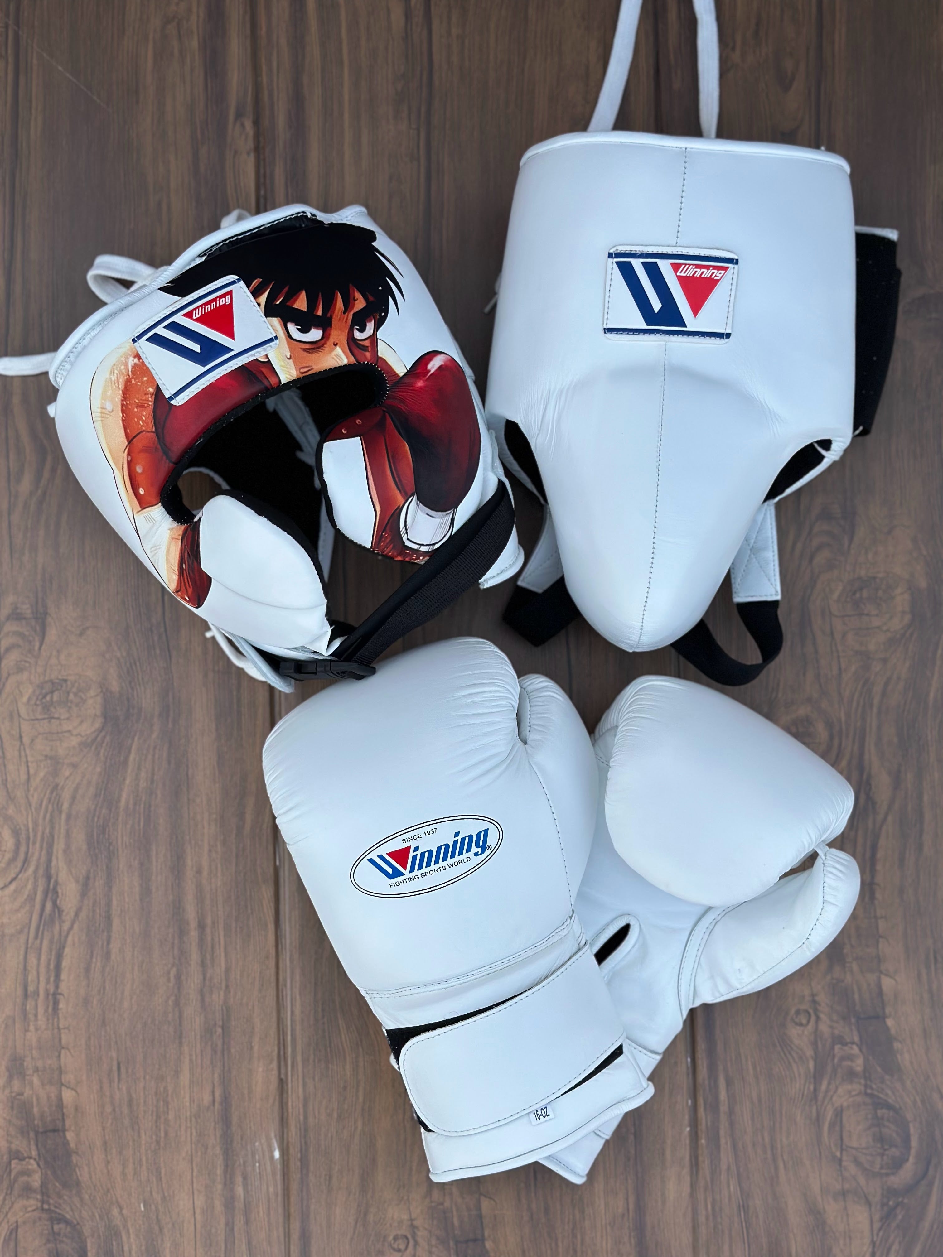 Hajime no Ippo inspired Winning Boxing Gloves set White velcro