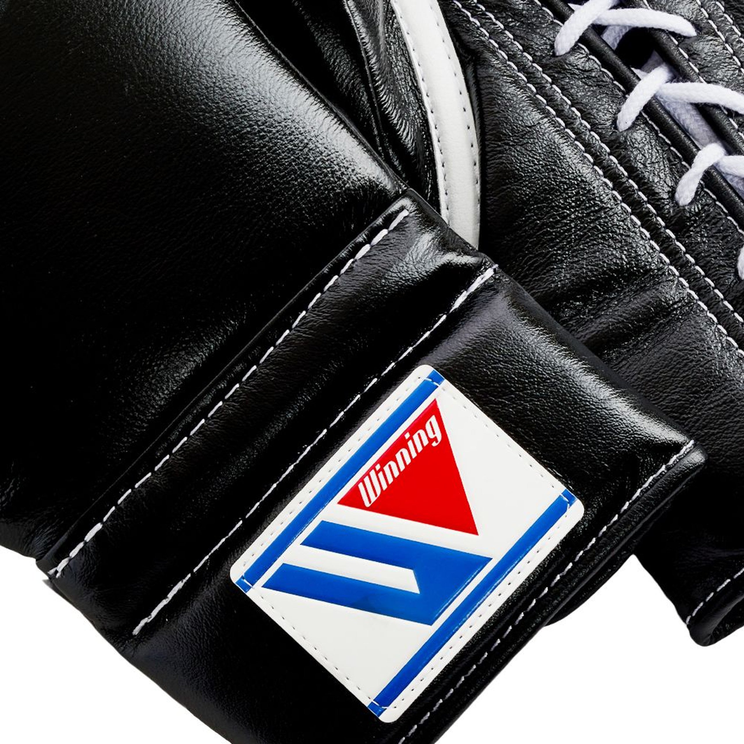 Winning boxing gloves Black Affordable Laced up or Velcro gloves