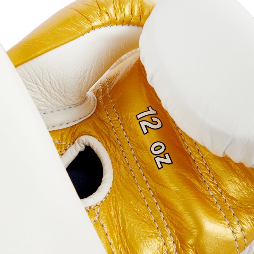 Winning boxing gloves Gold White 14oz Lace up - Velcro