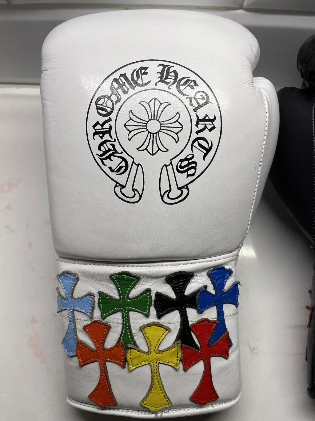 Winning boxing gloves White Black Leather Lace up - Velcro