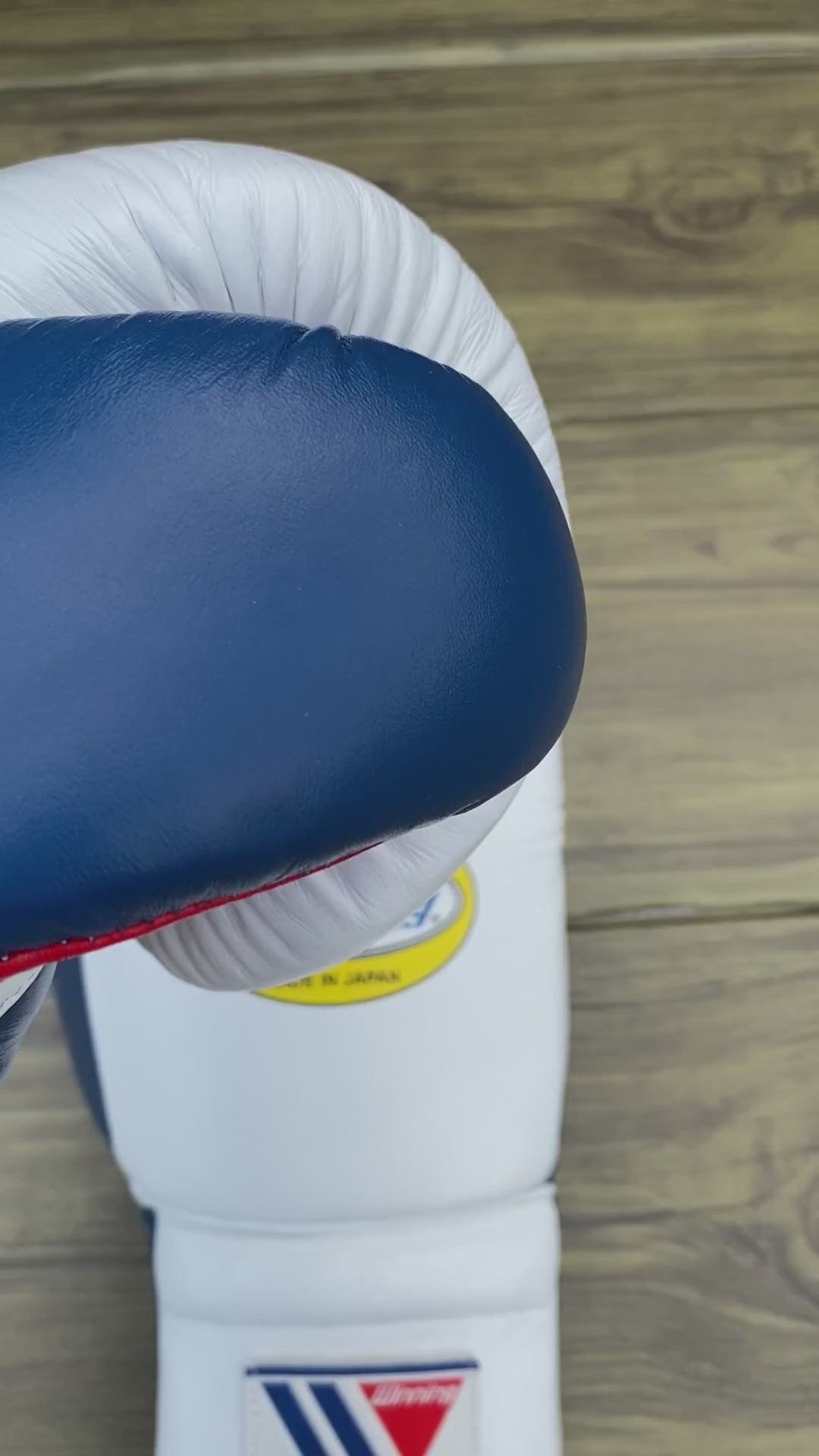 Winning boxing gloves White Red Blue Leather Lace up 